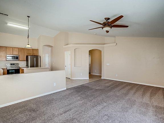 3rd image of 12366 W Glenrosa Ave