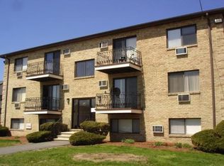 355 Pawtucket Blvd, Lowell, MA 01854