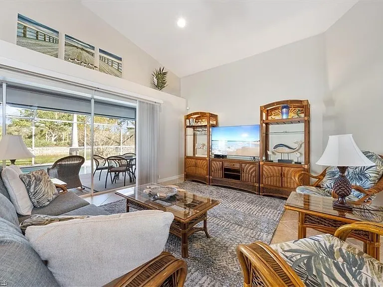 8432 Indian Wells Way — Photo 4