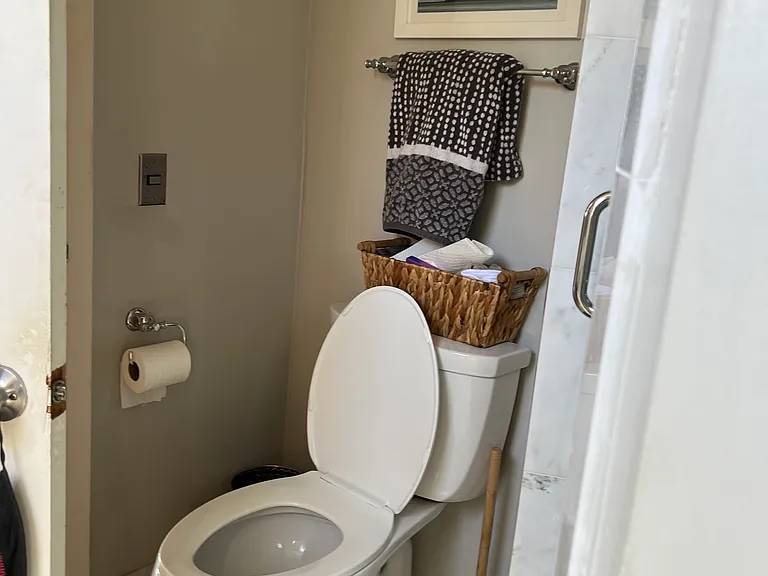 425 Calle Gomez #M — Photo 6