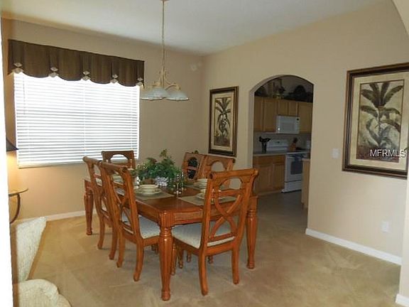 5th image of 118 Higher Combe Dr