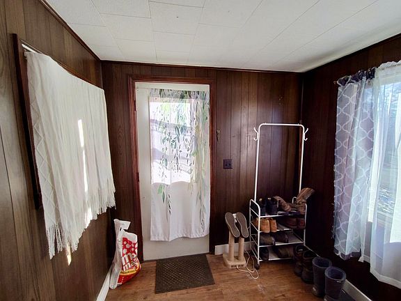2nd image of 19 Elm Street
