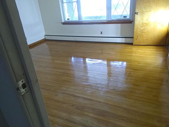 4th image of 620 16th St #1