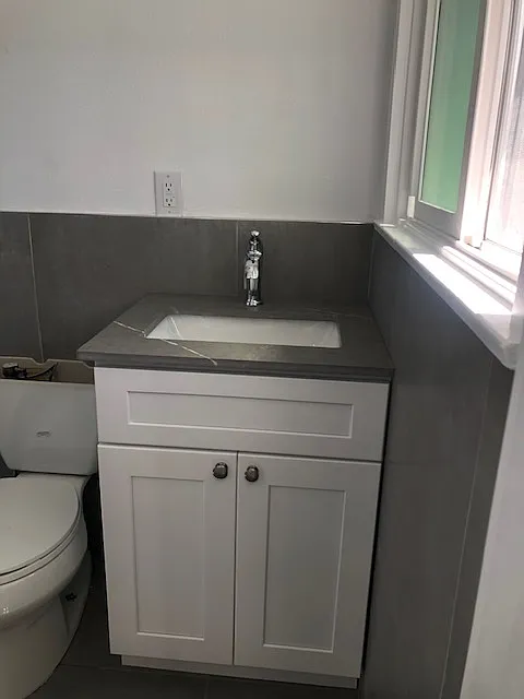 4 bed, 1270 sqft, $4,100 — Photo 3