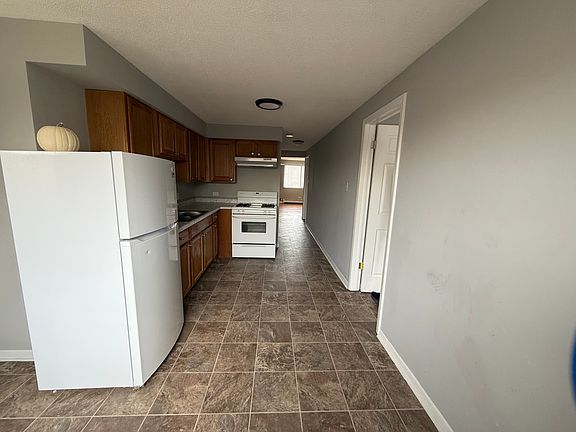2nd image of 7151 170th St