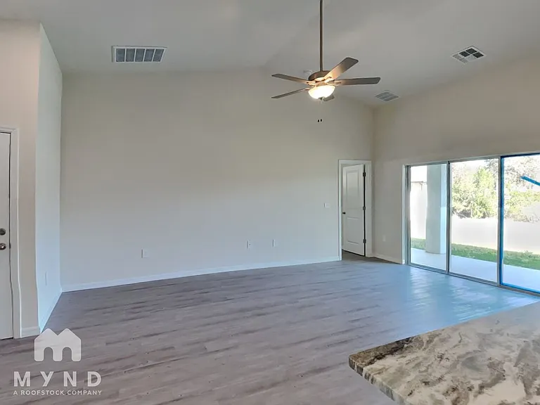 2194 Brancusi Ave — Photo 6