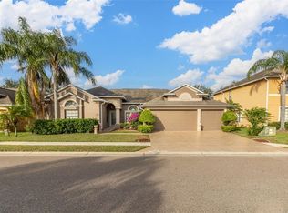 734 Coventry Rd, Davenport, FL 33897