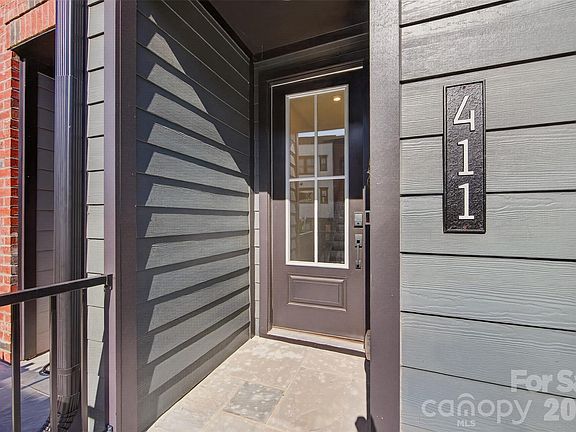 3rd image of 411 Old Town Village Rd
