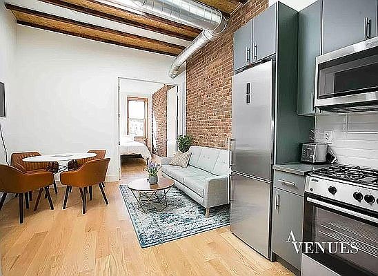 1st image of 233 Stanhope St #3W