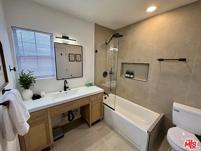 1825 Stearns Dr — Photo 8