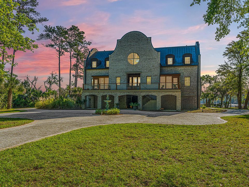 1st image of 8654 Glascow Island Loop