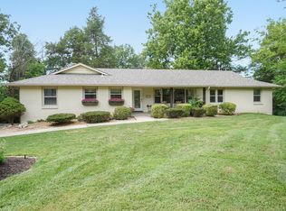 5947 S Hilltop Dr, Springfield, MO 65810