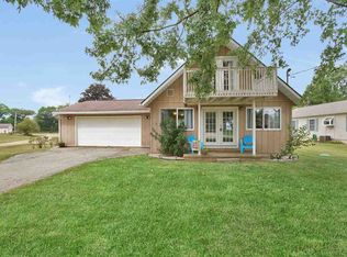 118 Holiday Dr, Brooklyn, MI 49230