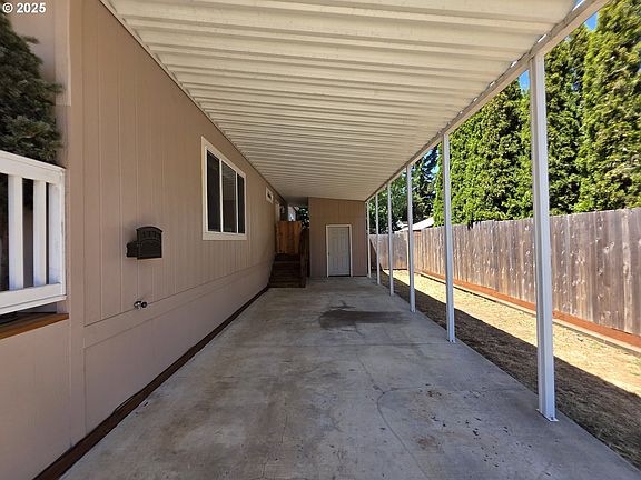 5th image of 145 Owyhee Ln #58