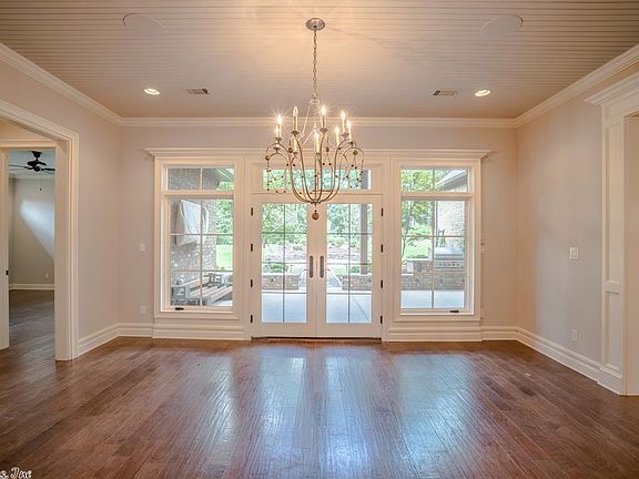 4th image of 165 Dellmere Dr