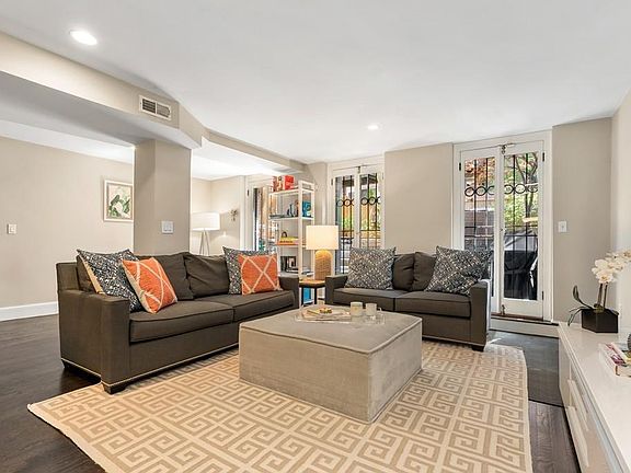2nd image of 24 Milford St #1