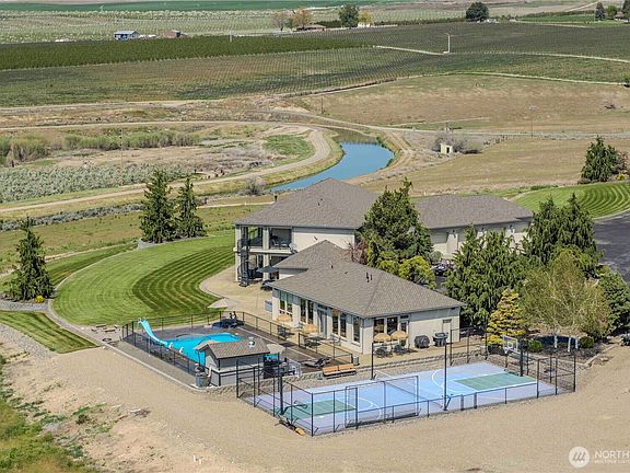 5th image of 1050 Lewandowski Road