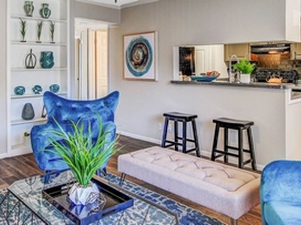 The Mission at Medical Apartments | 5622 Evers Rd, San Antonio, TX