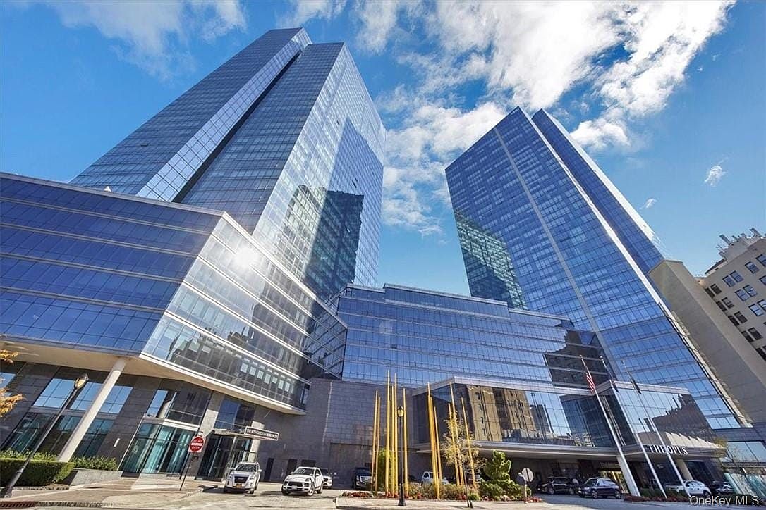 1 Renaissance Sq Unit 17C, White Plains, NY 10601 | Zillow