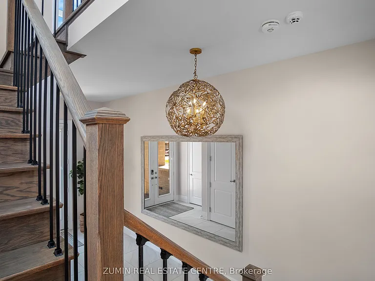 39 Lyle Way — Photo 36