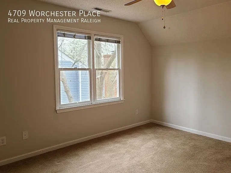4709 Worchester Pl — Photo 12