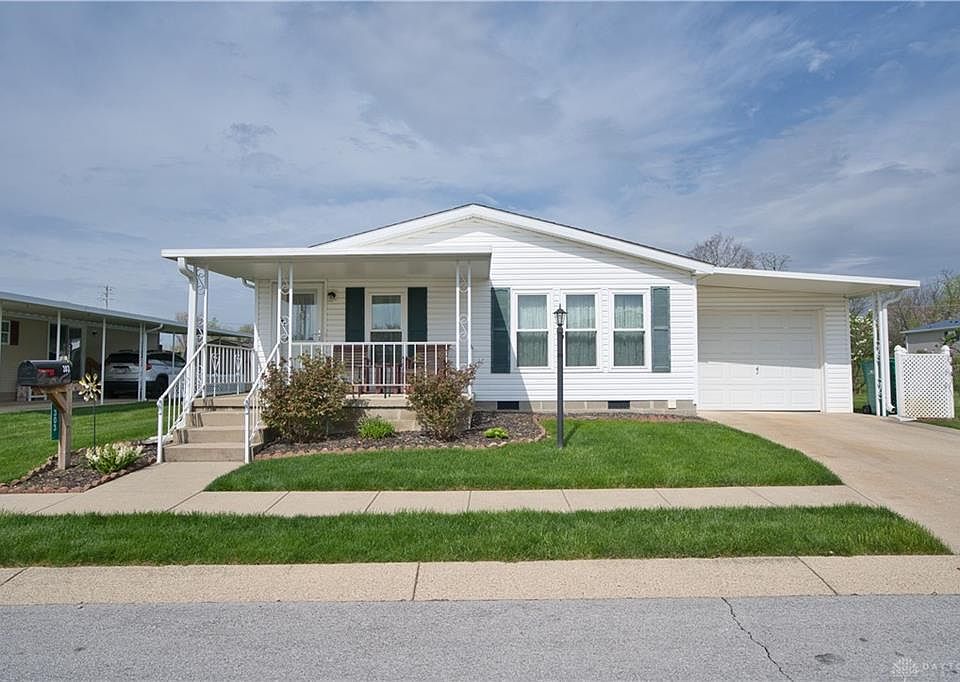 1st image of 303 Village Ct