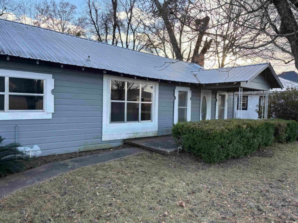 20715 SE Elmore Ave, Blountstown, FL 32424