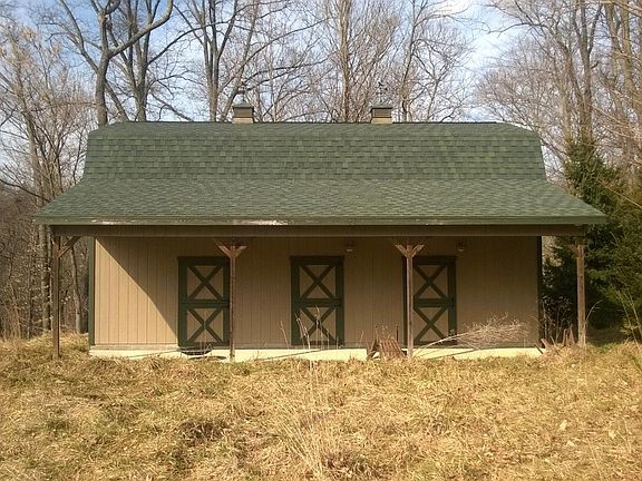 4th image of 418 N 2nd St