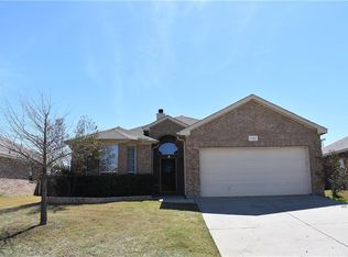 1121 Vista View Dr, Burleson, TX 76028