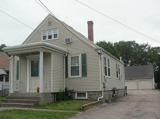 720 Manville Rd, Woonsocket, RI 02895