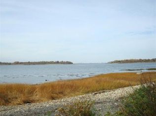 3 Beach Ln, Hingham, MA 02043