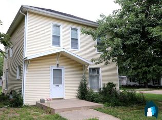 4442 Knox St, Lincoln, NE 68504