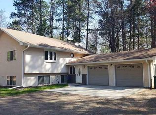 20356 River Rd, Grand Rapids, MN 55744