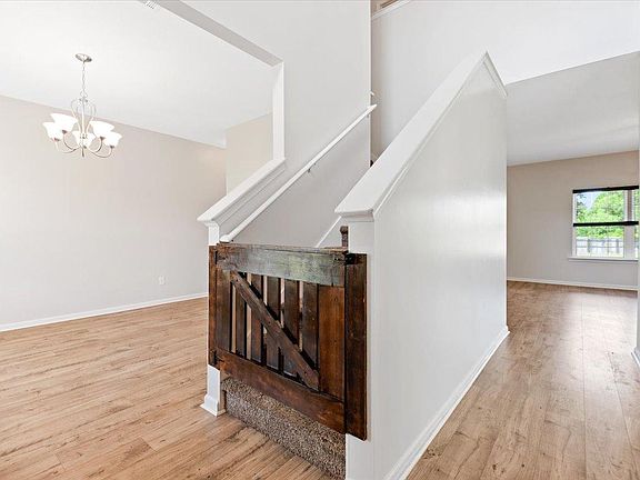2 Story foyer
