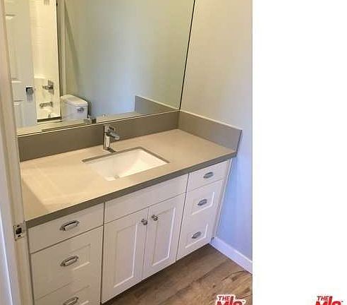 4th image of 10560 Santa Monica Blvd APT 301