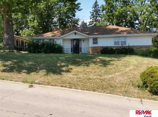 5410 Larimore Ave, Omaha, NE 68104