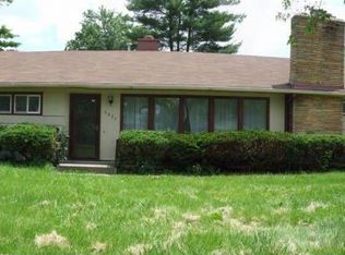 6825 S Calhoun St, Fort Wayne, IN 46807