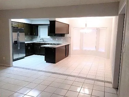 3 bed, 1401 sqft, $1,495 — Photo 2