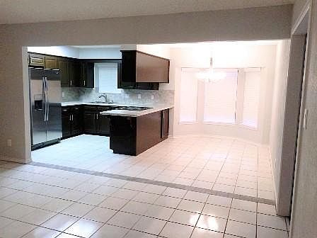 2nd image of 113 E Blancas Dr
