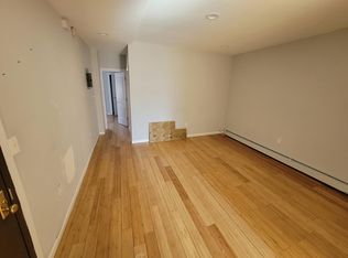 388 E 155th St FLOOR 2, Bronx, NY 10455