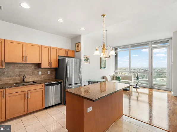 901 N Penn St Unit F1609, Philadelphia, PA 19123