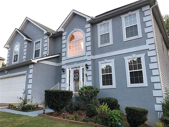 3rd image of 5404 Winding Glen Dr