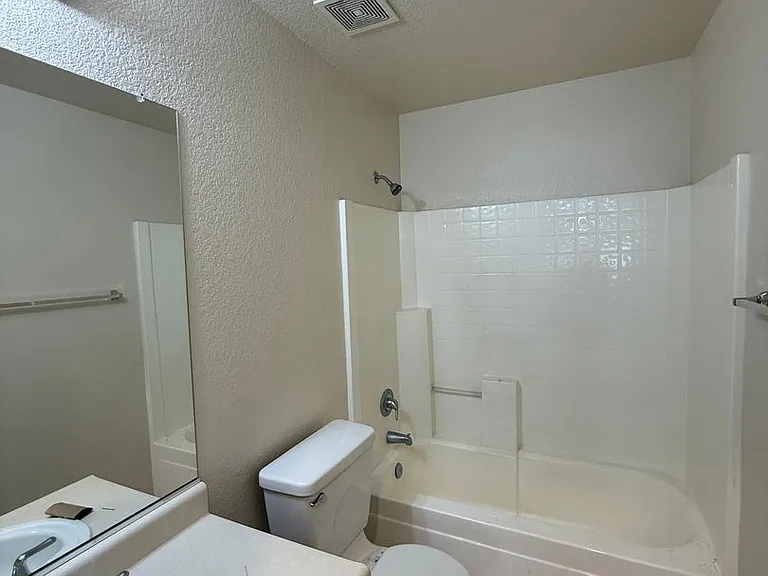 7752 Corso St — Photo 24