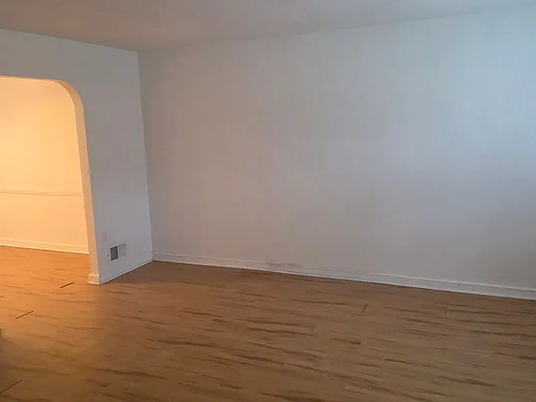 1554 Clayton Rd — Photo 2
