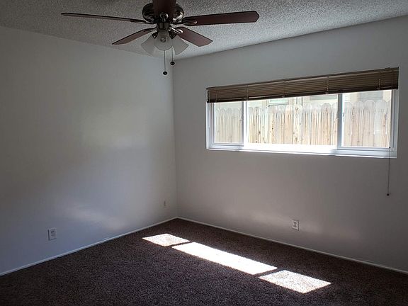5th image of 740 Dawson Ave #1