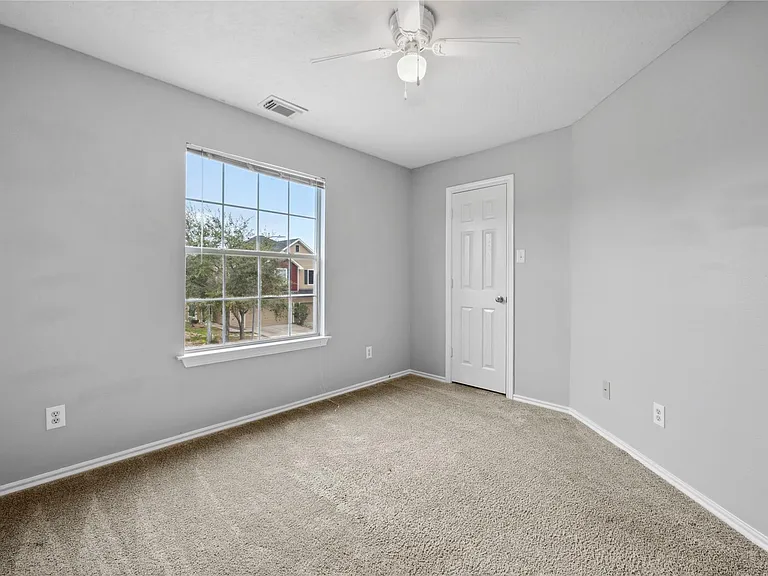 8912 Elm Drake Ln — Photo 16