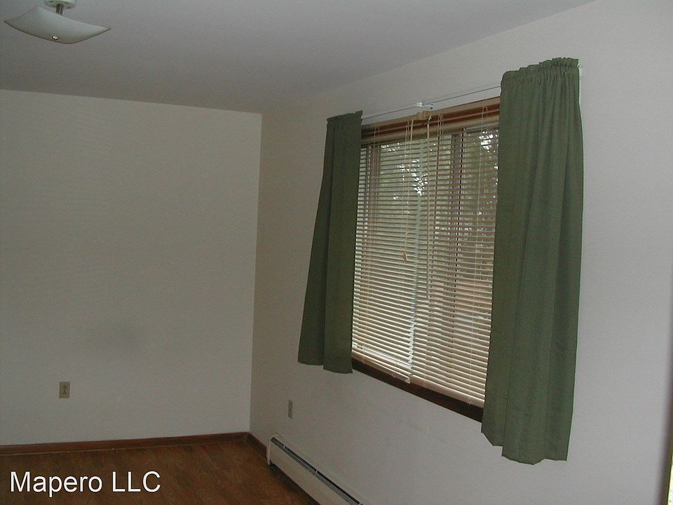 2nd image of 74 Pierce St APT D