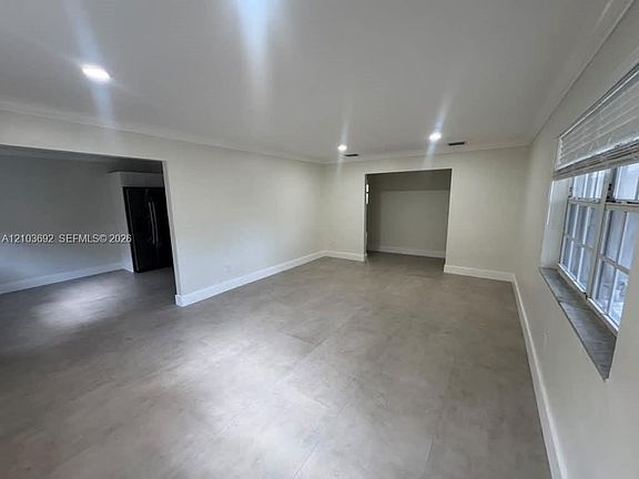 5th image of 1010 NW 32nd Pl #2