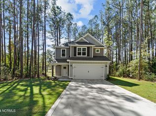 588 Bald Eagle Dr, Vass, NC 28394