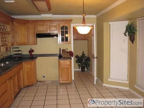 5th image of 7063 S Meadow Dr E